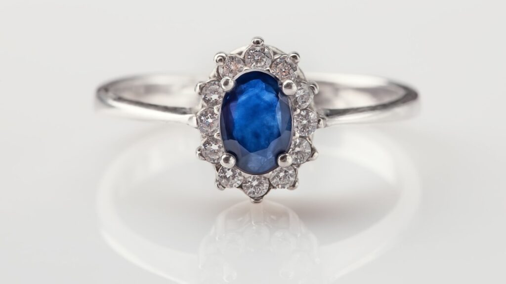 Best Gemstones for Engagement Rings- Blue Sapphire Rings